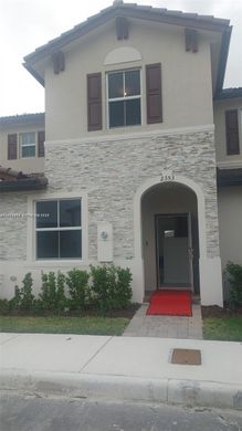 Townhouse in North Miami, Miami-Dade