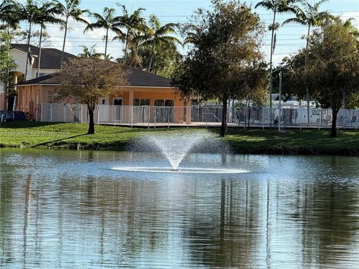 Wohnkomplexe in Hollywood, Broward County