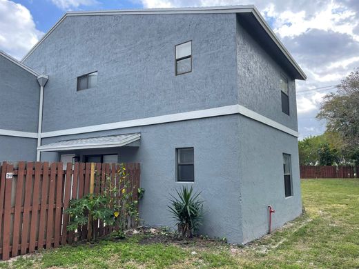 Complexos residenciais - Boynton Beach, Palm Beach County