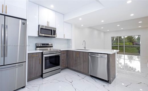 Townhouse in Weston, Broward County