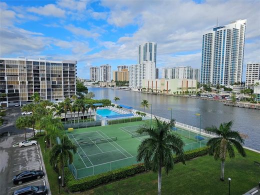 公寓楼  Hallandale Beach, Broward County