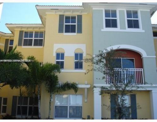 Complesso residenziale a Doral, Miami-Dade County