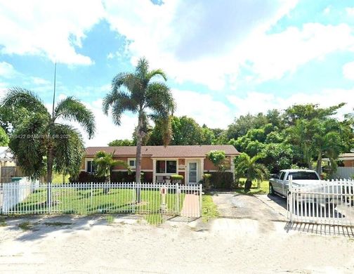 Villa à Miami Gardens, Comté de Miami-Dade