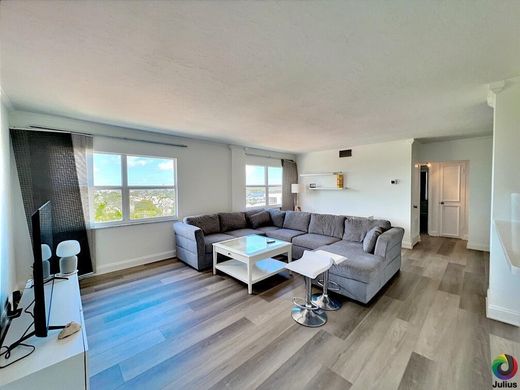 Residential complexes in Fort Lauderdale, Broward County