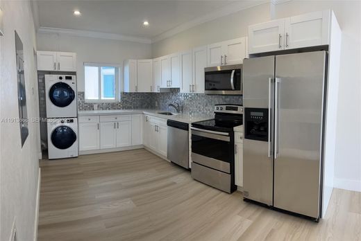 公寓楼  Miami Beach, Miami-Dade County