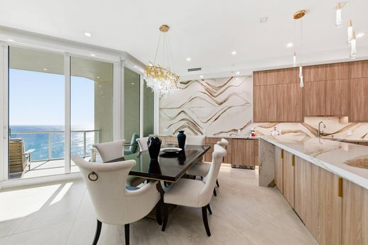 Residential complexes in Hillsboro Beach, Broward County