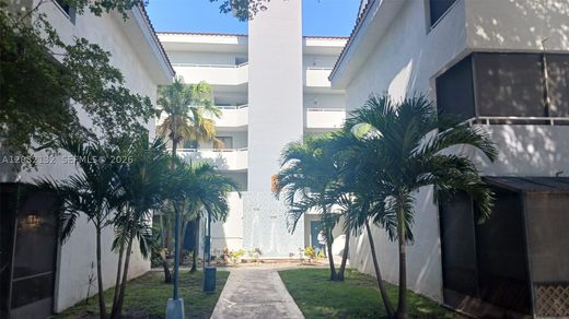 Residential complexes in Miami, Miami-Dade
