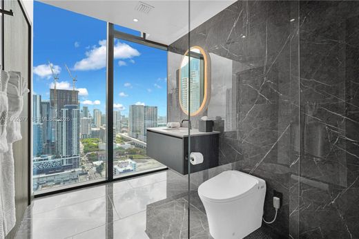 Residential complexes in Miami, Miami-Dade