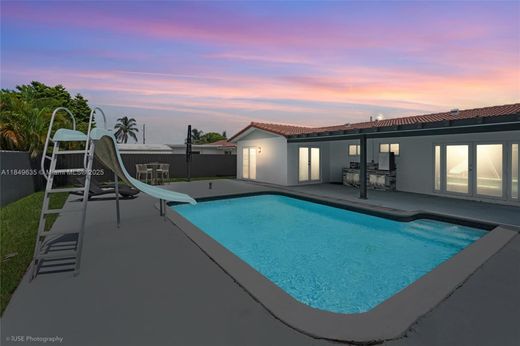 Villa in Sweetwater, Miami-Dade County