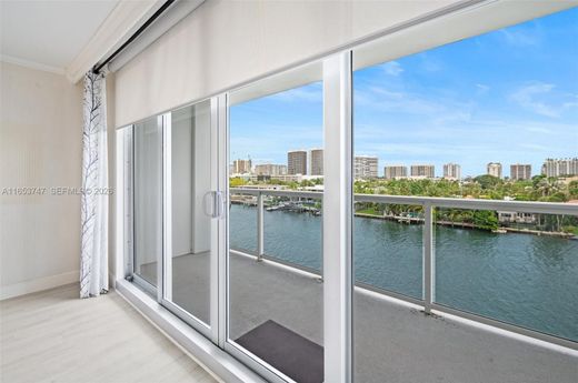 Complexos residenciais - Bay Harbor Islands, Miami-Dade County