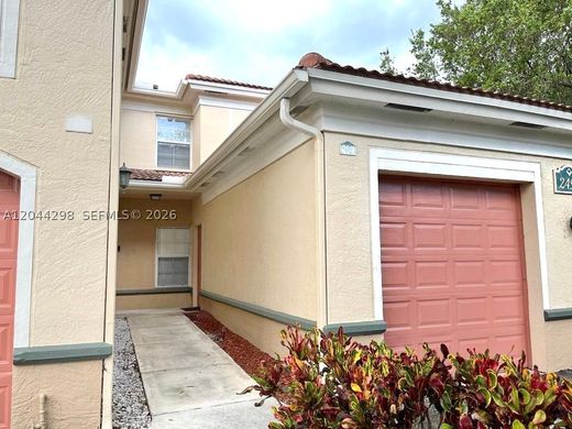 Townhouse in Miramar, Broward County