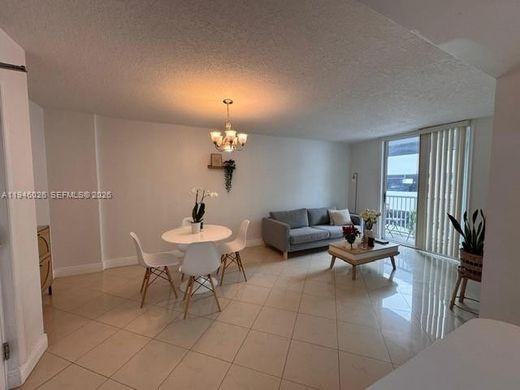 Komplex apartman Miami, Miami-Dade County