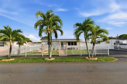 Willa w Hialeah, Miami-Dade County