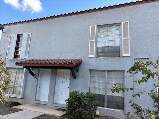 Townhouse in Miami, Miami-Dade