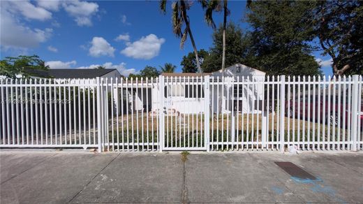 Villa in Miami Heights Trailer Park, Miami-Dade