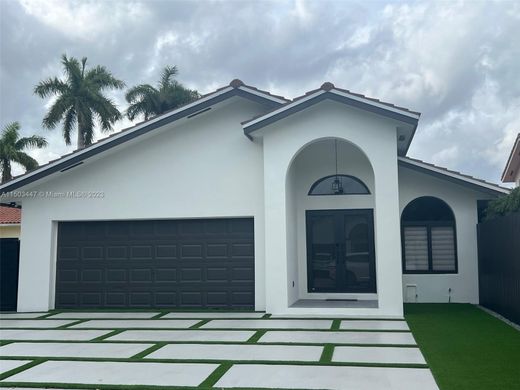 ﻓﻴﻼ ﻓﻲ Miami Terrace Mobile Home, Miami-Dade County