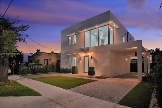 Villa in Miami, Miami-Dade County