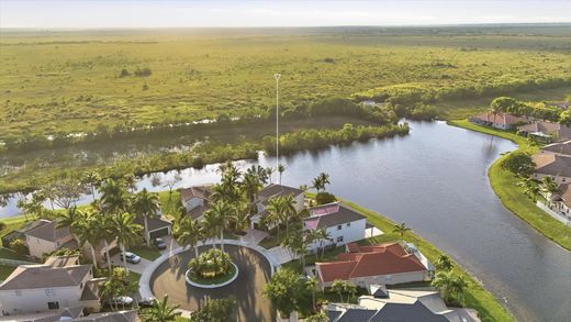 Villa in Weston, Broward County