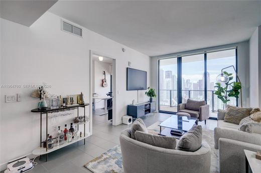 Residential complexes in Miami, Miami-Dade