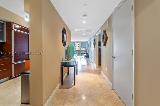 Complexos residenciais - Hallandale Beach, Broward County