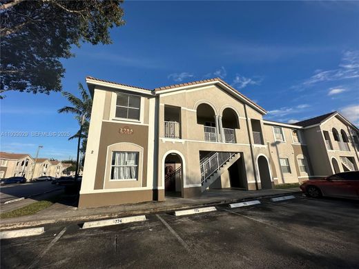 公寓楼  Homestead, Miami-Dade County