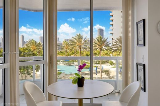 Komplex apartman Aventura, Miami-Dade County
