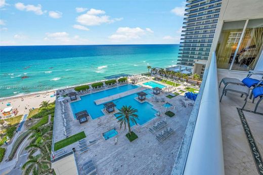 Complesso residenziale a Hallandale Beach, Broward County