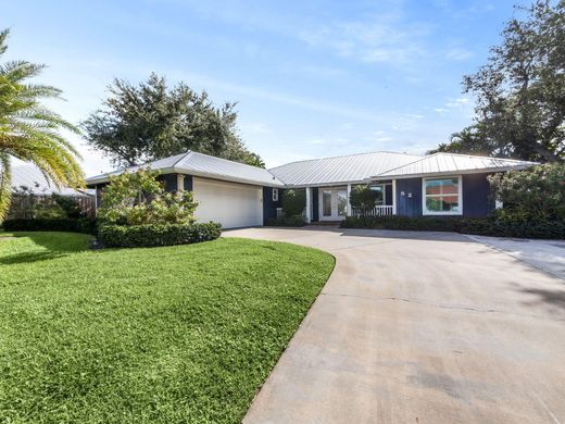 Villa - Tequesta, Palm Beach County