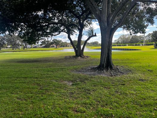 Residential complexes in West Palm Beach, Palm Beach