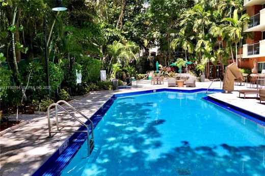Residential complexes in Miami, Miami-Dade