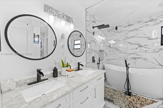 Villa in Plantation, Broward County