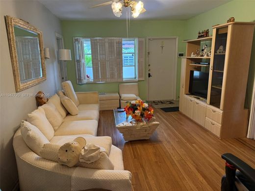 Villa in Miami, Miami-Dade