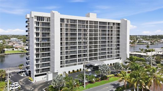 Residential complexes in Pompano Beach, Broward County
