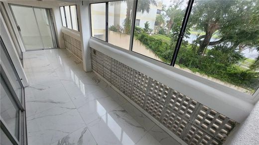 Wohnkomplexe in Lauderhill, Broward County