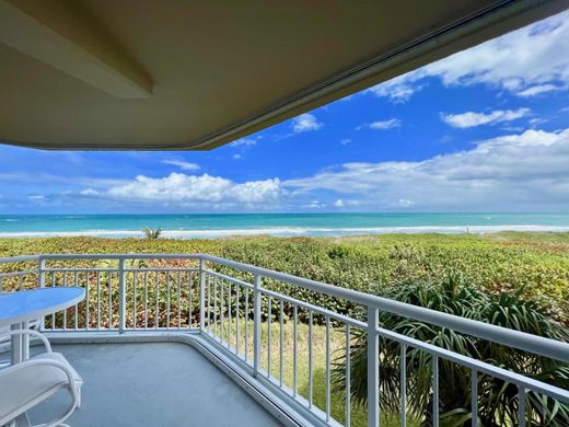 Residential complexes in Hutchinson Island South, Saint Lucie County