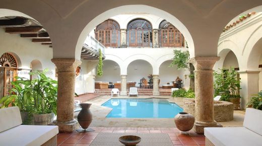 ‏בניין ב  Cartagena, Hillsborough County