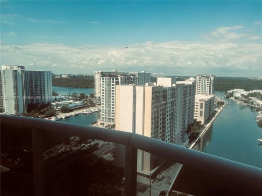 Residential complexes in Sunny Isles Beach, Miami-Dade