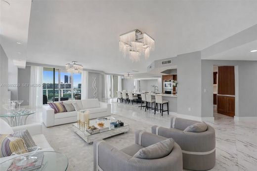 Residential complexes in Aventura, Miami-Dade
