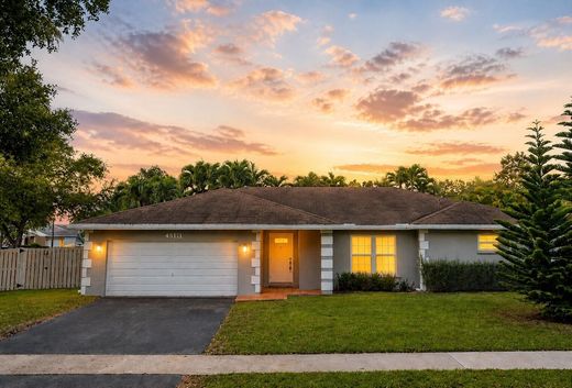 Villa in Cooper City, Broward County