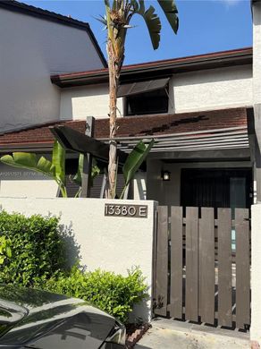 Şehir evi  Miami, Miami-Dade County