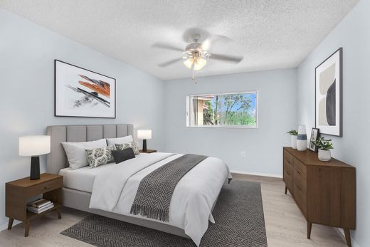 Residential complexes in Hialeah, Miami-Dade