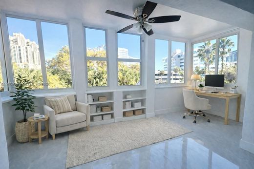 Жилой комплекс, Майами, Miami-Dade County