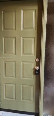 公寓楼  Coconut Creek, Broward County