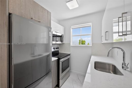 Komplex apartman Miami Beach, Miami-Dade County