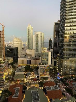 Complesso residenziale a Miami, Miami-Dade County