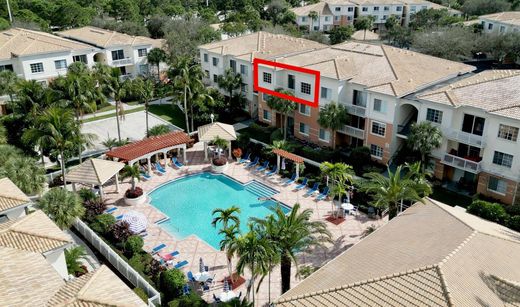 Residential complexes in Palm Beach Gardens, Palm Beach