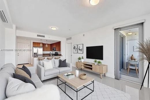 Komplex apartman Hollywood, Broward County