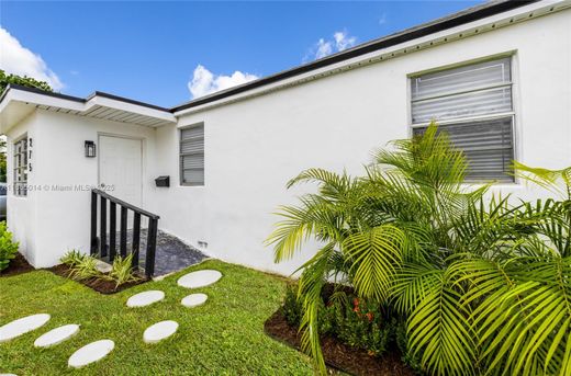 Miami Shores, Miami-Dade Countyのヴィラ