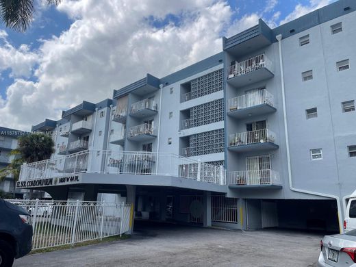 Appartementencomplex in Hialeah, Miami-Dade County