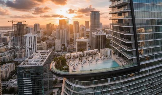 Kamienica w Miami, Miami-Dade County